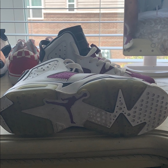 Jordan 6s - Picture 2 of 2
